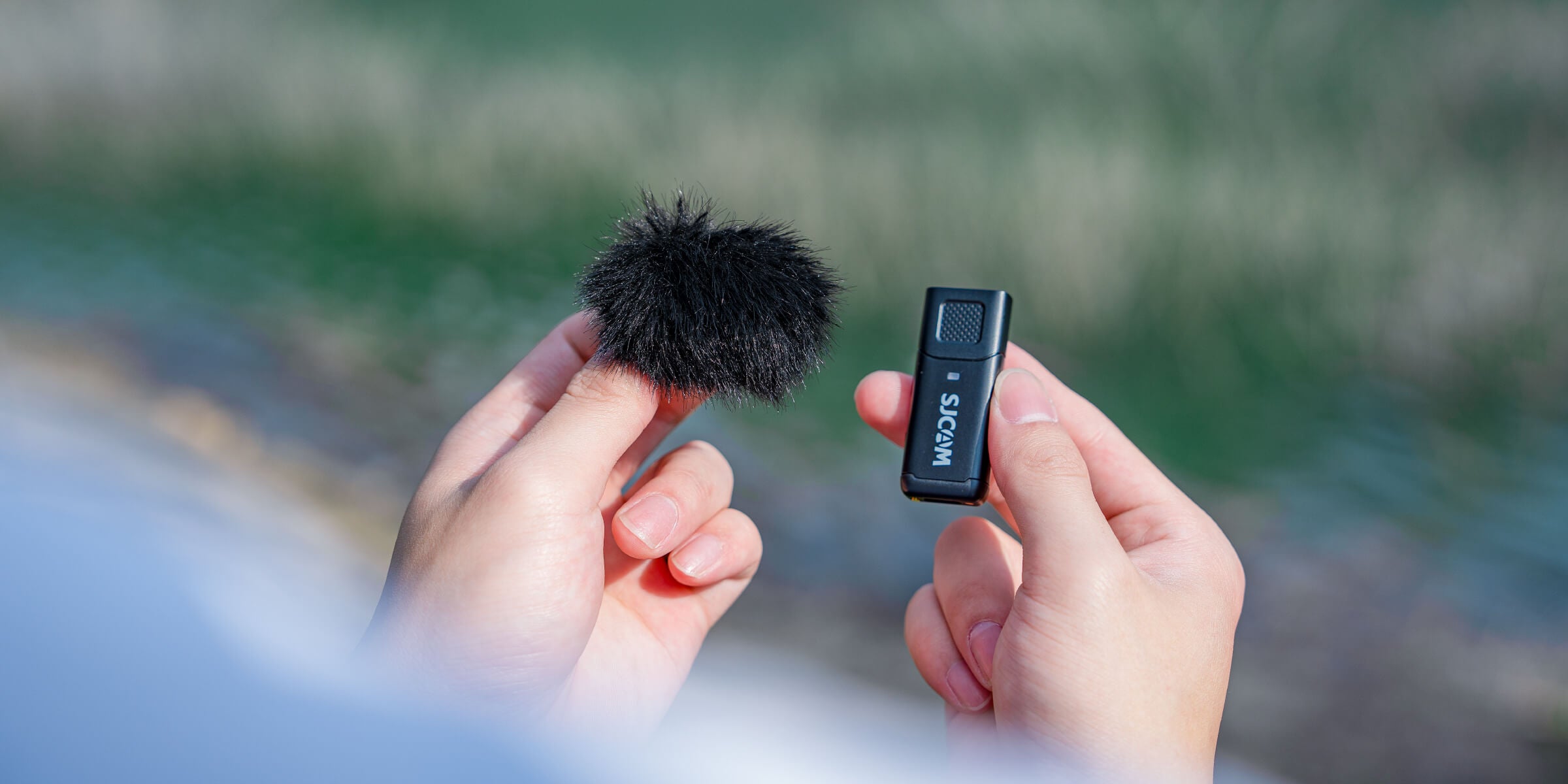 a furry windscreen that reduces wind distortion